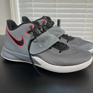 Nike Kyries gray and black